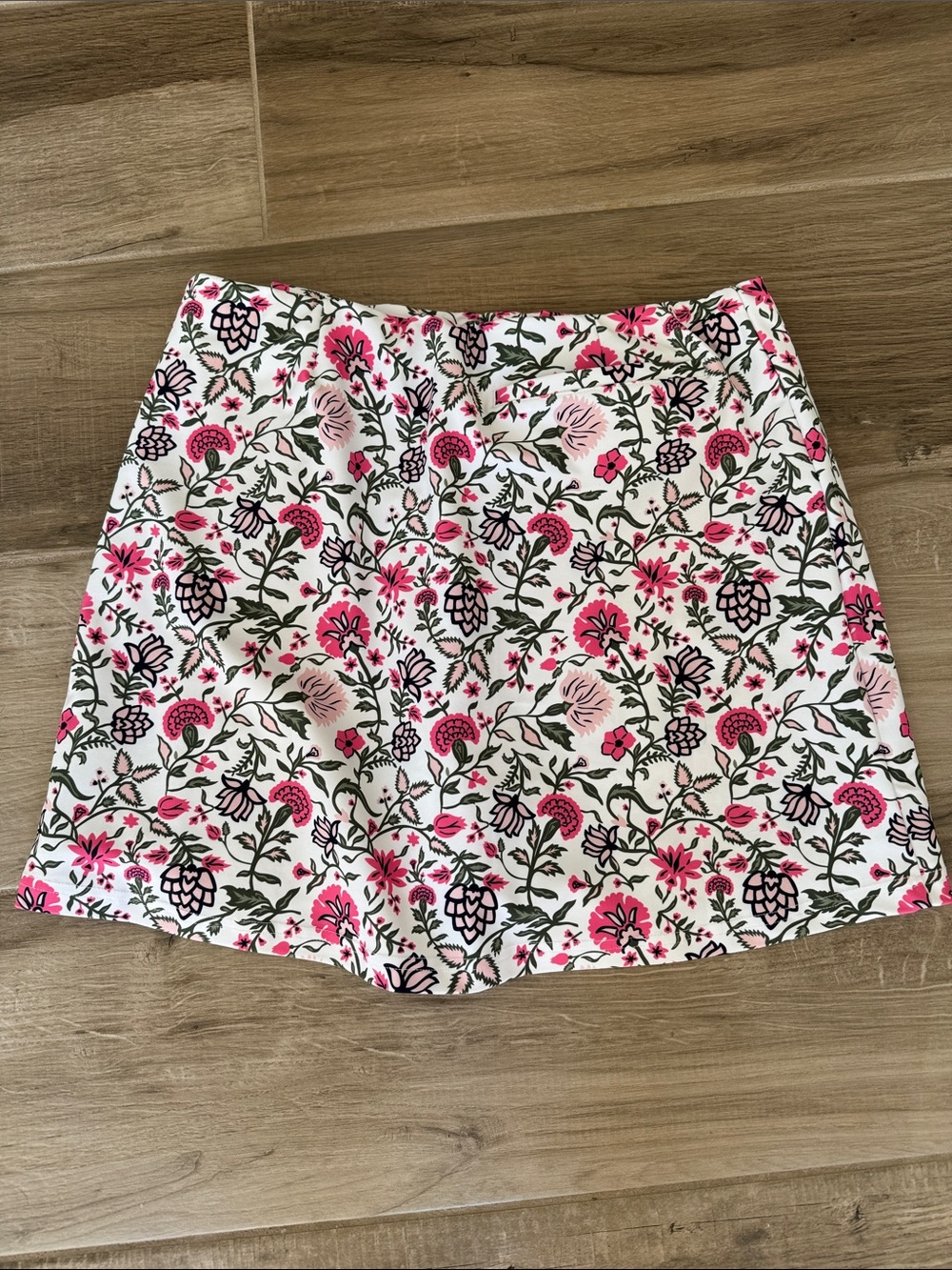 NWT Smith & Quinn M The Blaire Skort Perennial Play Pink